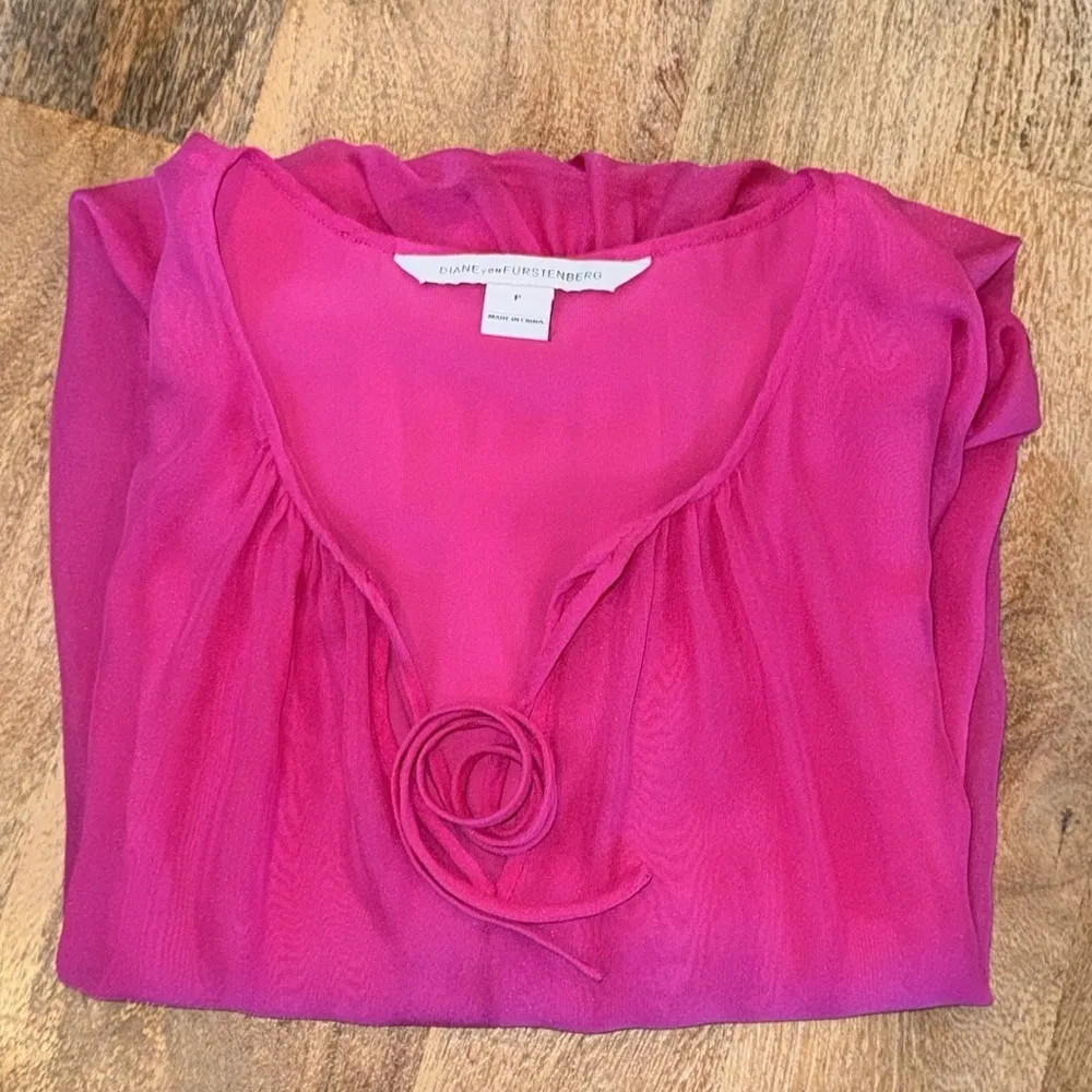 Diane von Furstenberg Emilia Pink Flowy Silk Sheer Blouse • Size XS/S 0-2 - Image 14