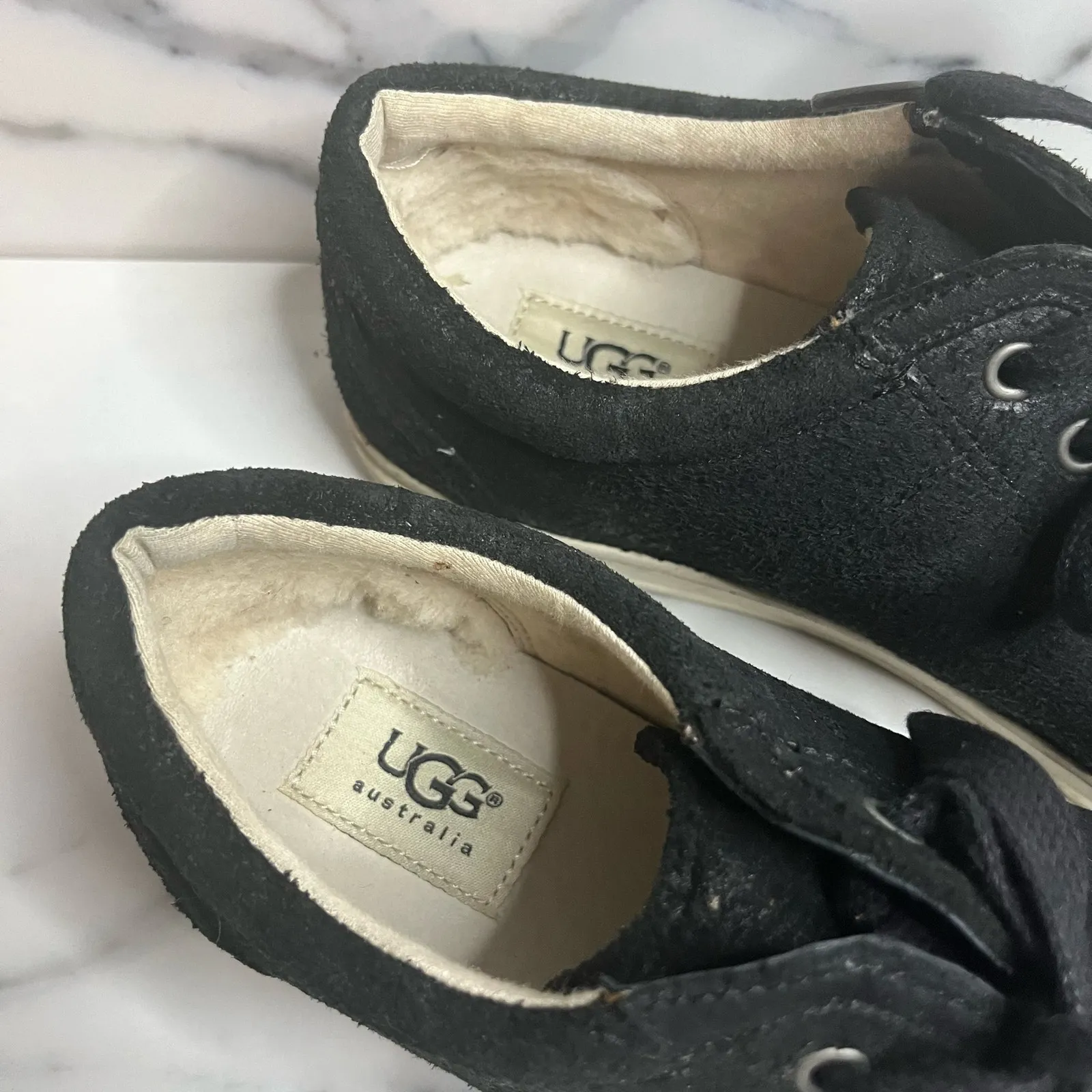 UGG Women's Black Suede Water Resistant Casual Tomi Sneakers Sz 10 Sherba Lined - Image 3