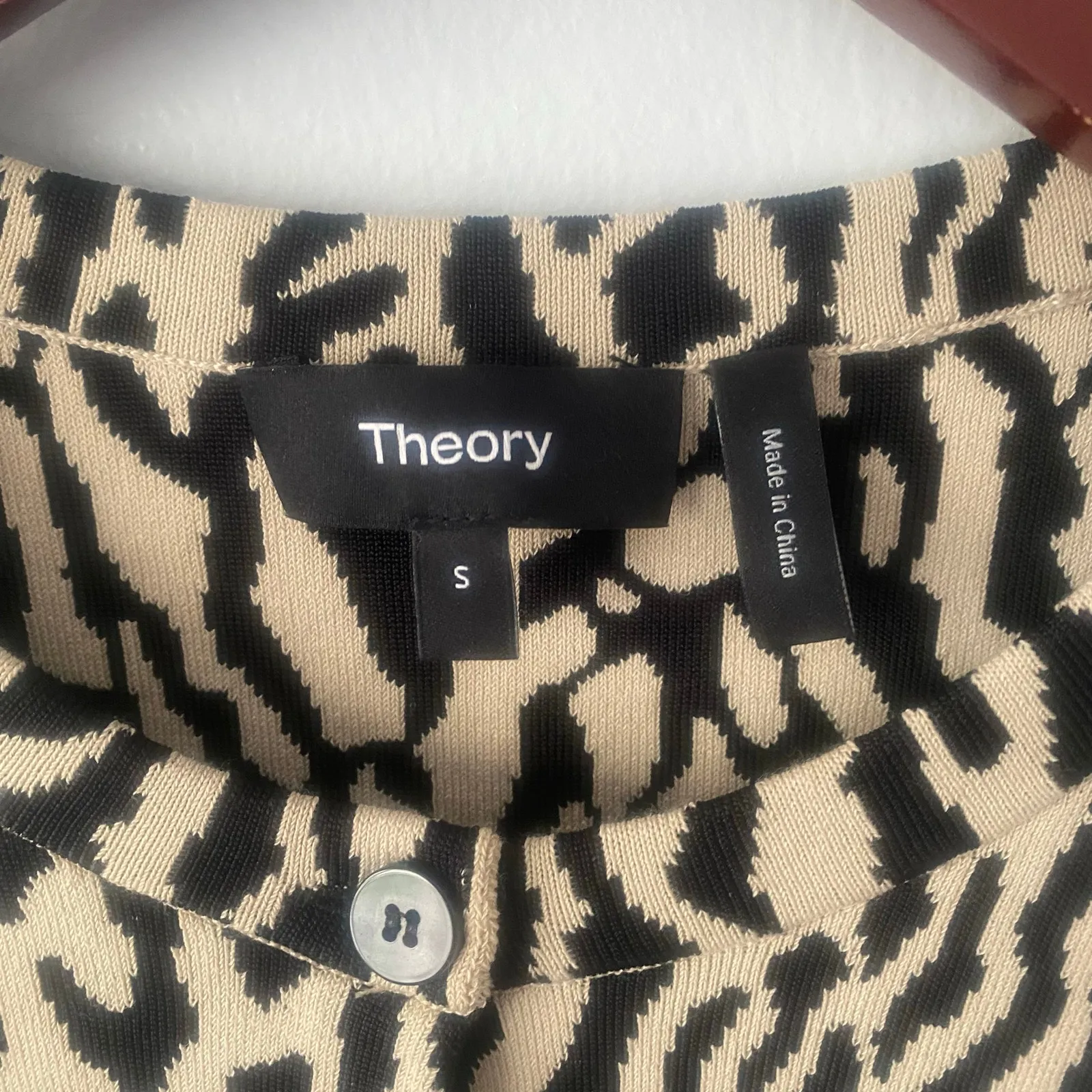 Theory Leopard Jacquard Fitted Cardigan in Cotton Dark Ecru‎ Black Bristol Small - Image 6
