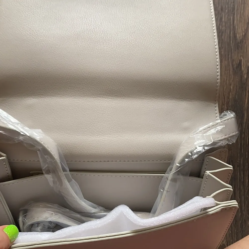 Charlotte Crossbody in Cloud - Image 5