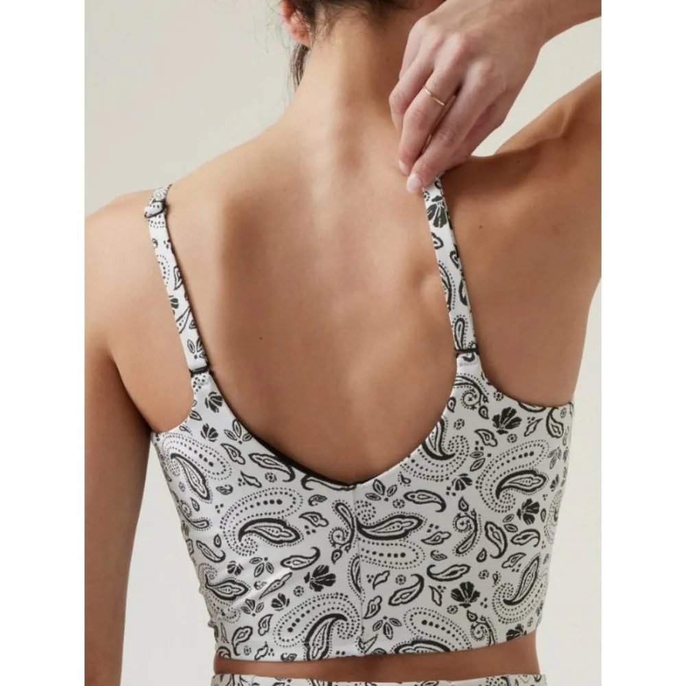 New ATHLETA XL Elation V-Neck Crop Women’s Paisley White Black X-Large A-C Cups - Image 2