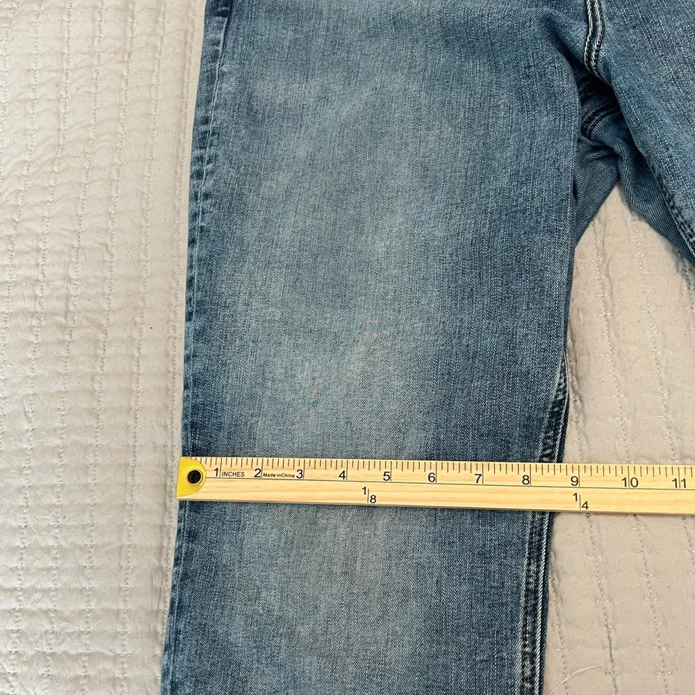 Women’s straight legged silver jeans - Image 6