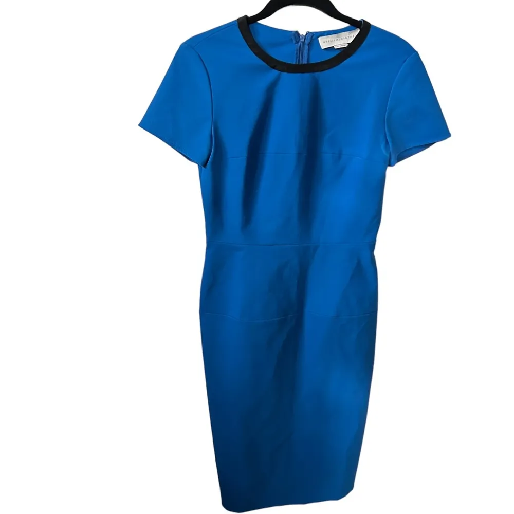 Stella McCartney Blue Crewneck Short Sleeve Sheath Dress IT 40. - Image 2