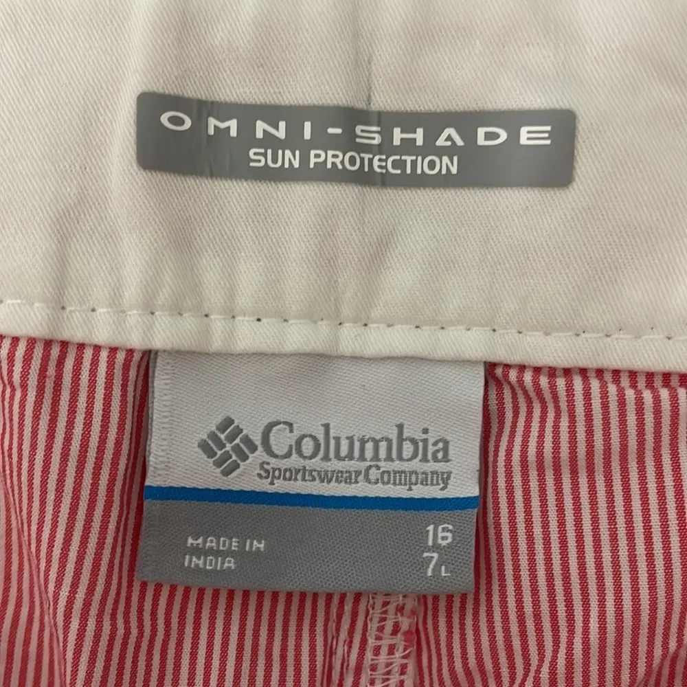 Columbia  Modern Classic Pinstripe Shorts - Image 7