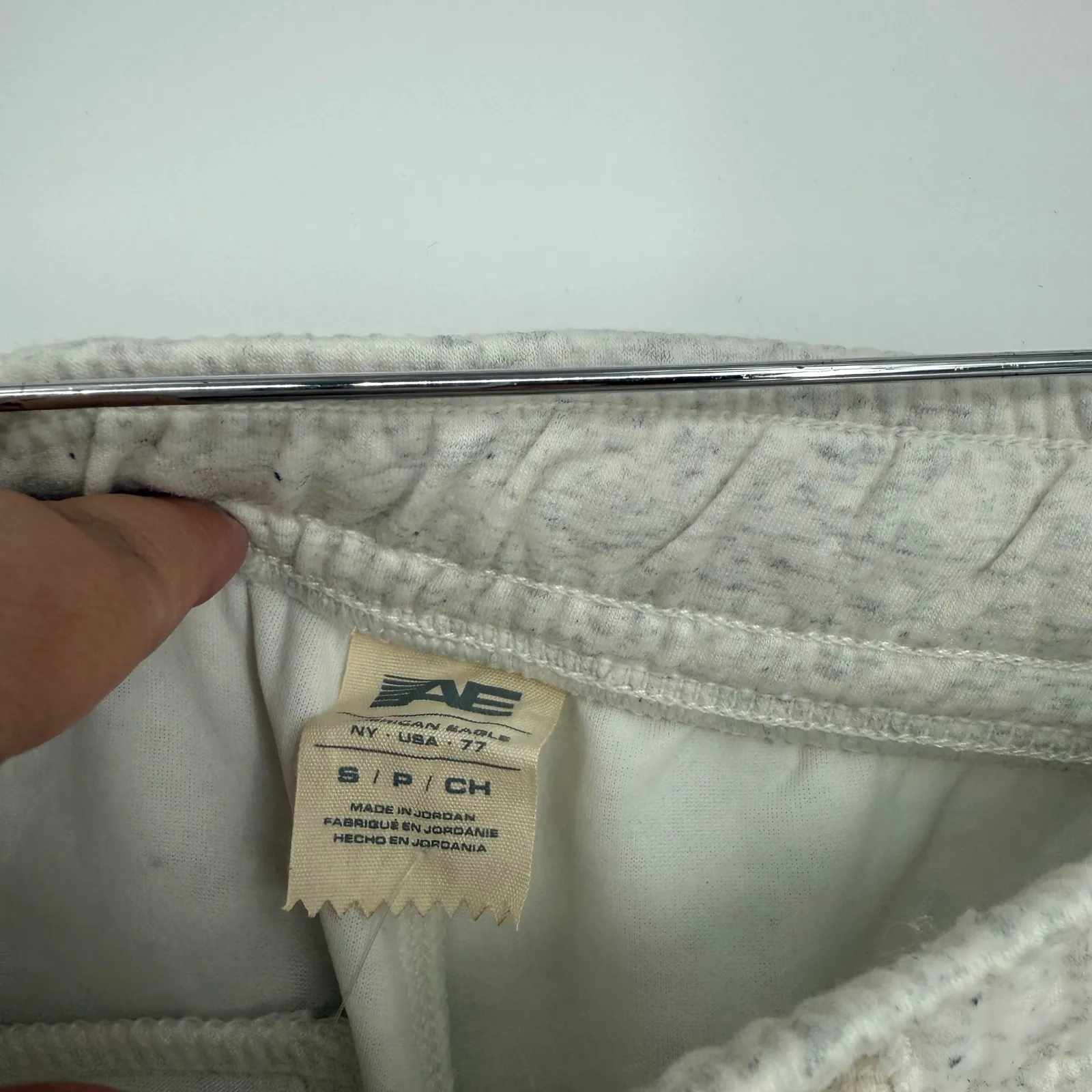 American Eagle Outfitters AE Joggers‎ Men's S Drawstring Waist Sweatpants Gray - Image 4