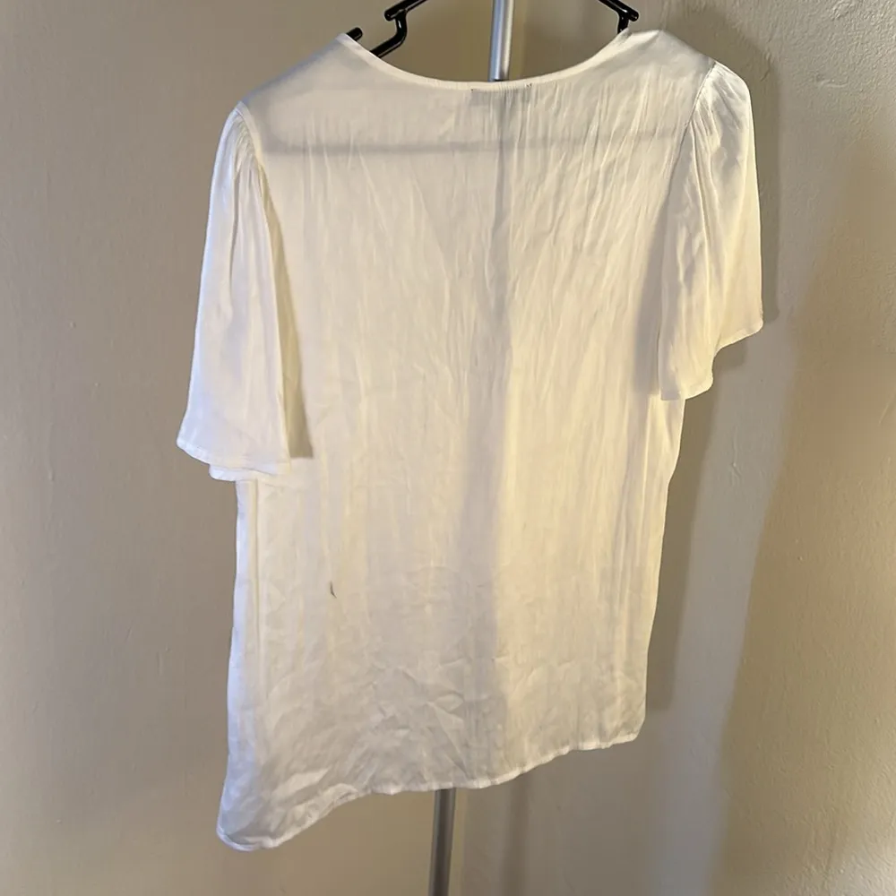 Paige  Kelly short sleeve button down silky 100% polyester top size Small - Image 6