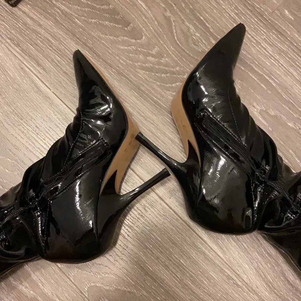 Mix No.6 patent knee high boots. 7.5 - Image 7