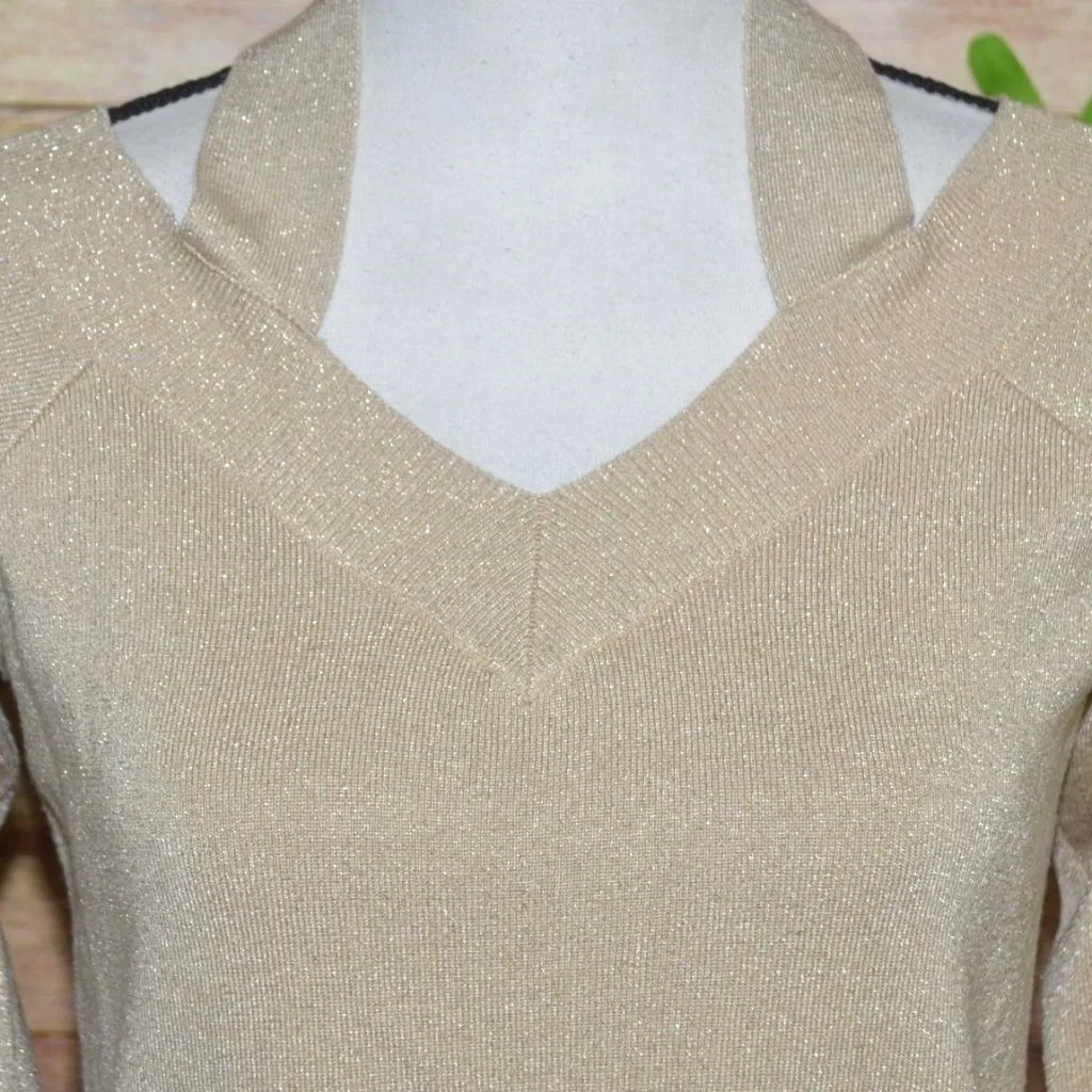 Vince Camuto Ladies M Gold Metallic V-Neck Sweater Size M Holiday Parties - Image 3