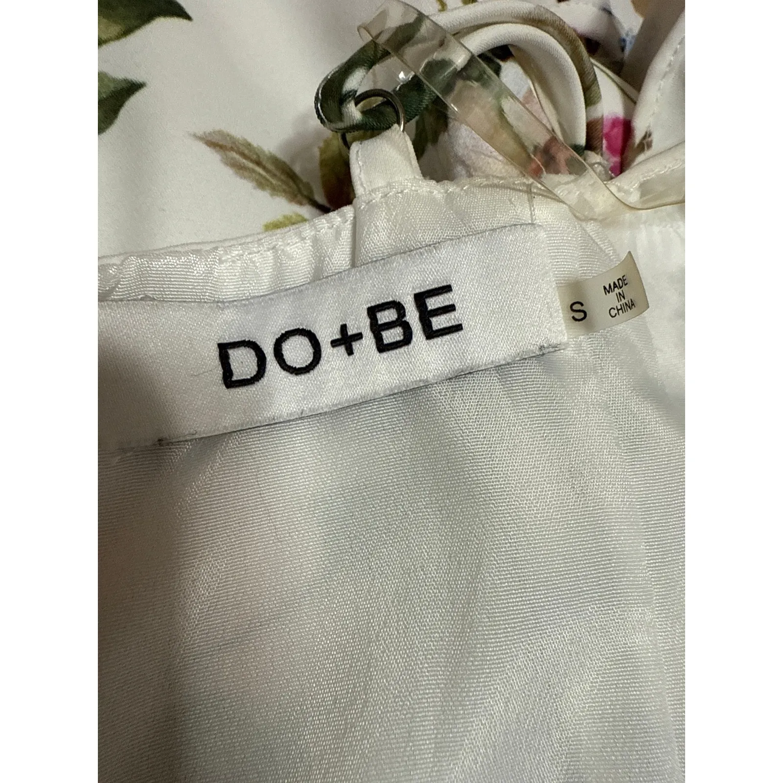 Do+Be White Multicolor Floral Sleeveless Ruffle Open Back Jumpsuit Romper Size S - Image 4