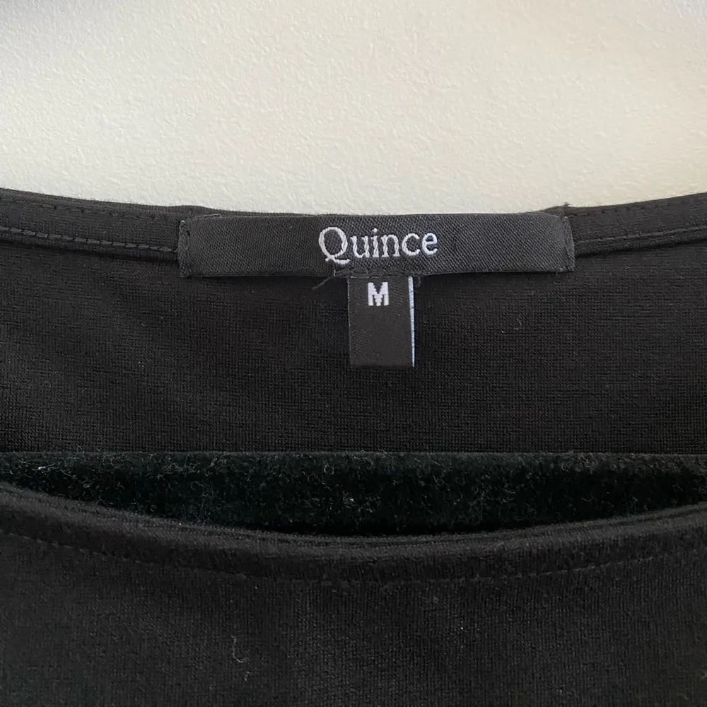 Quince Black Ultra Stretch Ponte Knit Cap Sleeve Dress Size Medium Minimalist - Image 5