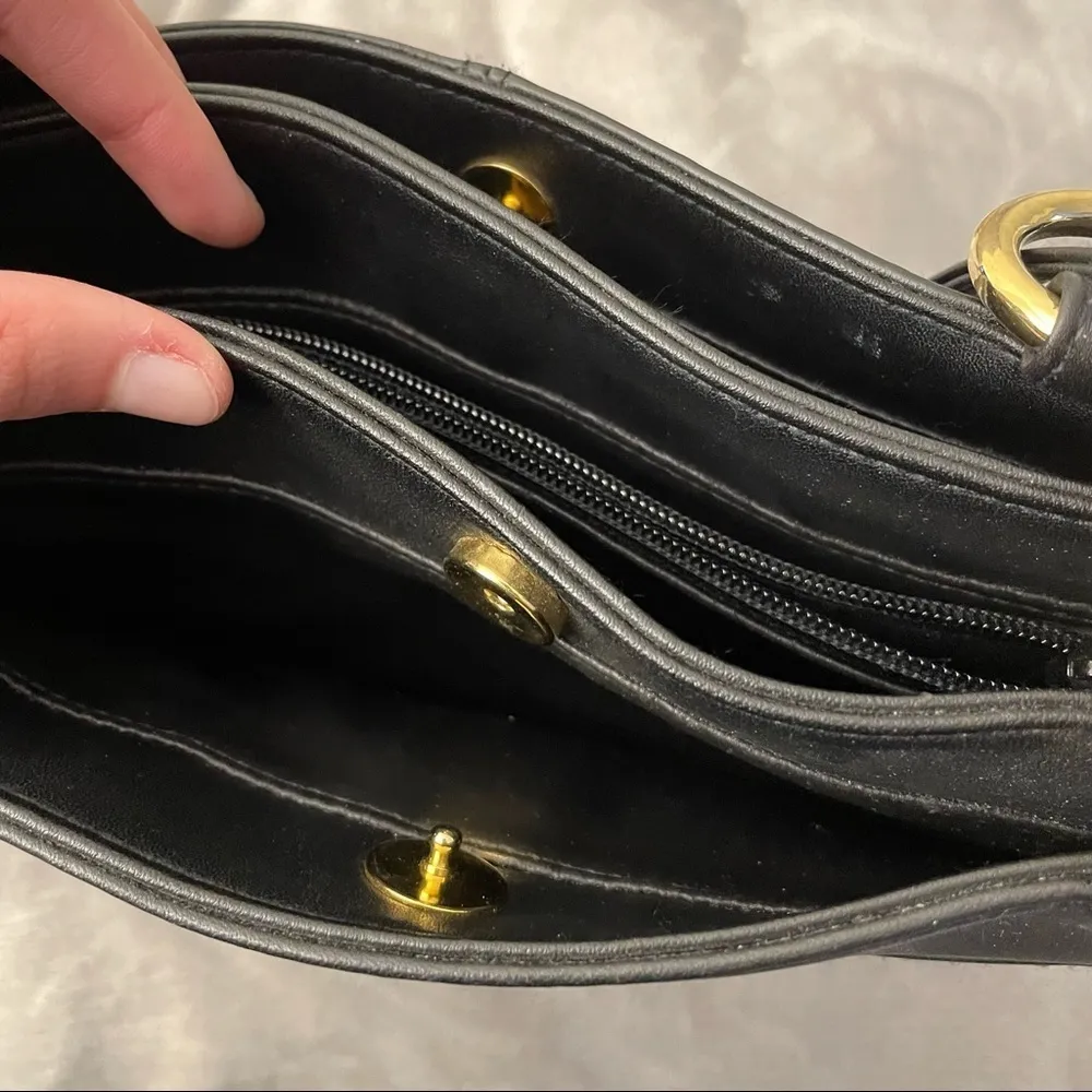 Giani Bernini Gianni Bernini Leather Crossbody Satchel Women’s Handbag Function Pockets - Image 6