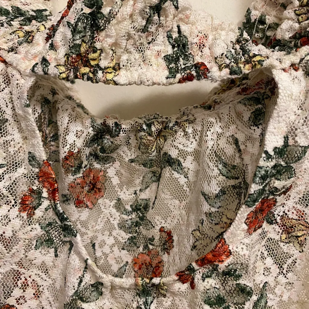 Forever 21 Womens Off The Shoulder Top M 36” Sheer Ivory Lace Floral Print Fall - Image 5