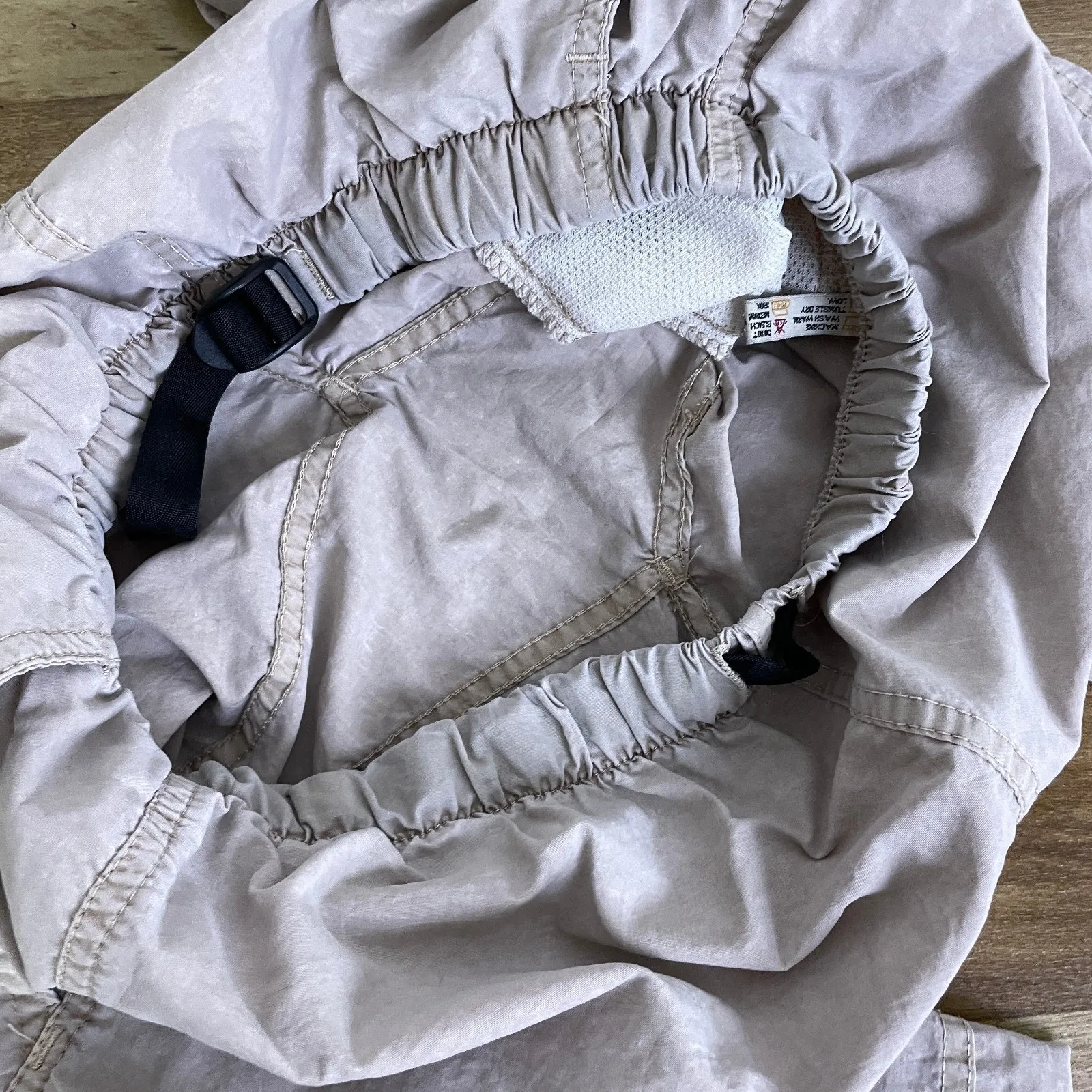 Vtg Gramicci Belted Hiking Pants Womens Beige Black Elastic Lightweight 26x31.5 Tan Size undefined - Image 13