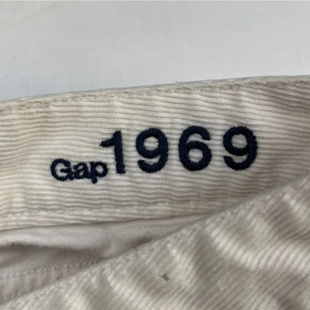 Gap 1969 Women's White Jeans/Straight Leg Size 27/4 SKU 4524 - Image 5