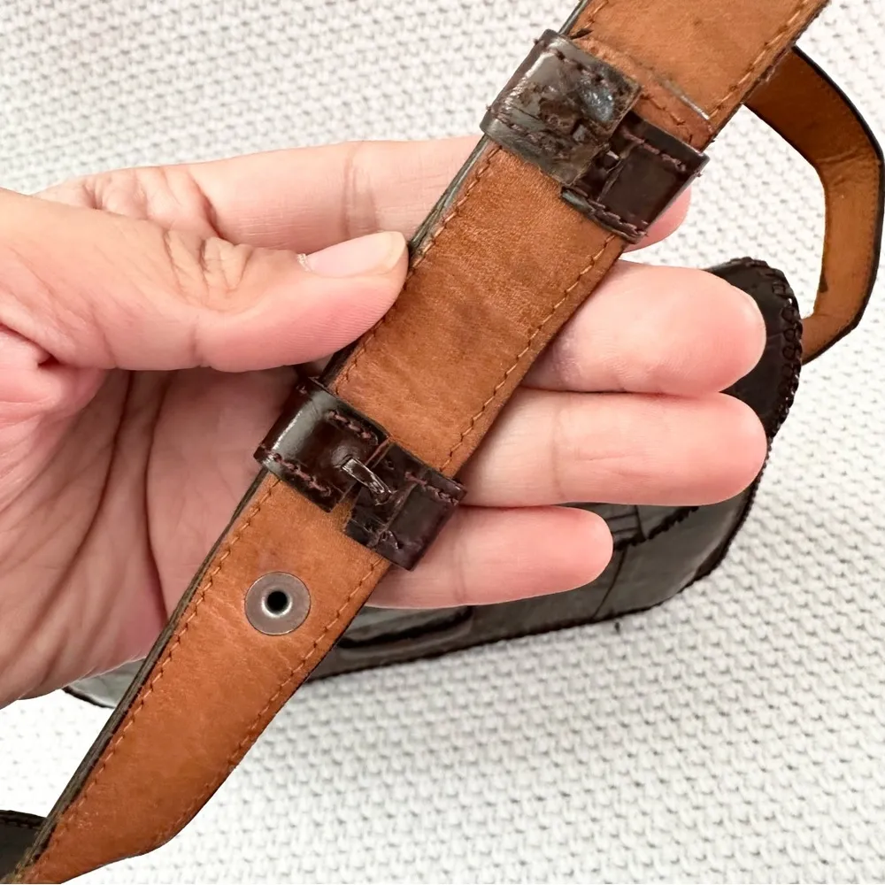 Vintage Brown Croc Embossed Leather No Brand Shoulder Crossbody Swing Box Bag - Image 13