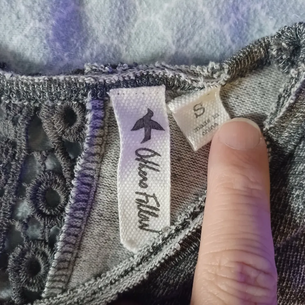 Others Follow womens gray sweatshirt with open back string design size s - Image 2