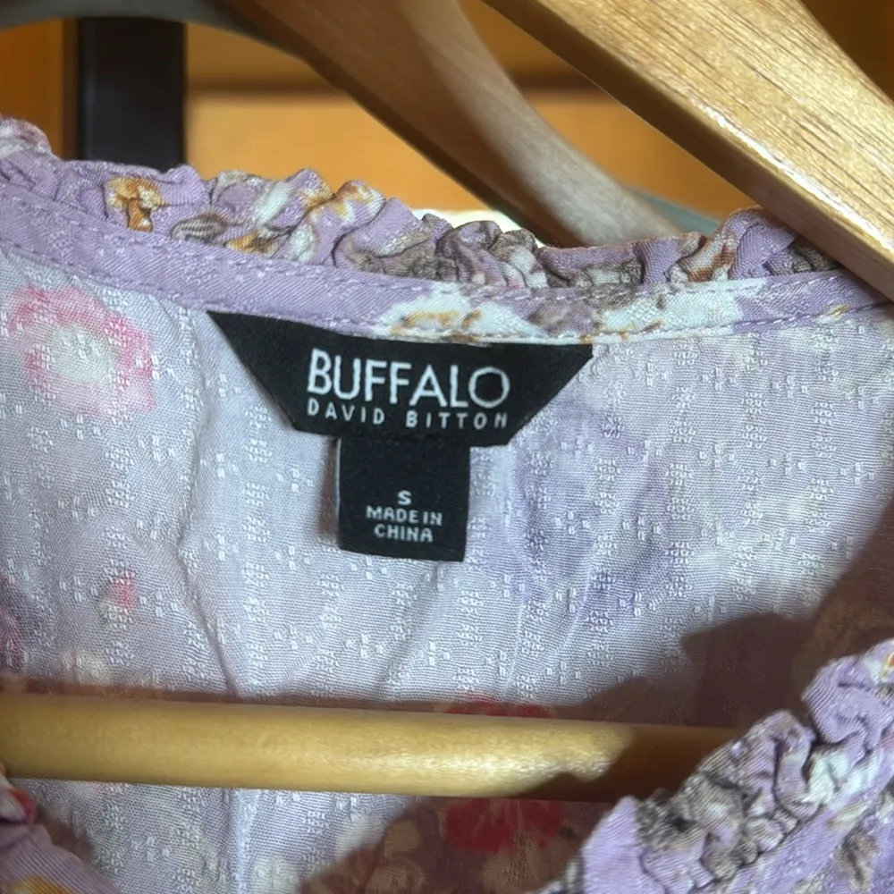 Buffalo Ladies' Floral Print Flutter Sleeve Top Purple Size Small - Image 7