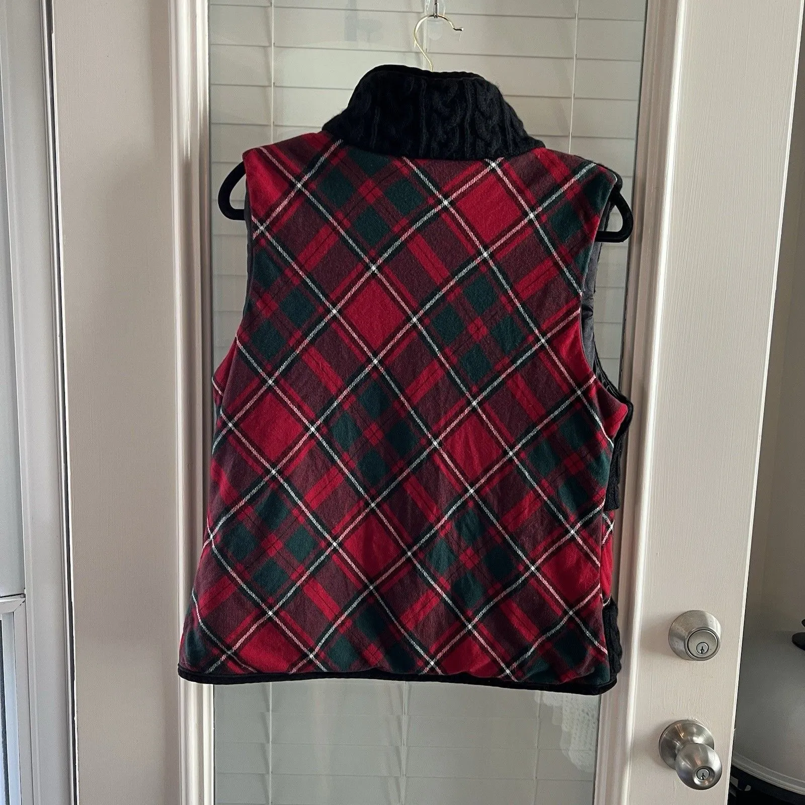 Pendleton Women’s Cable Knit Vest Large Petite Wool Tartan Plaid - Image 2