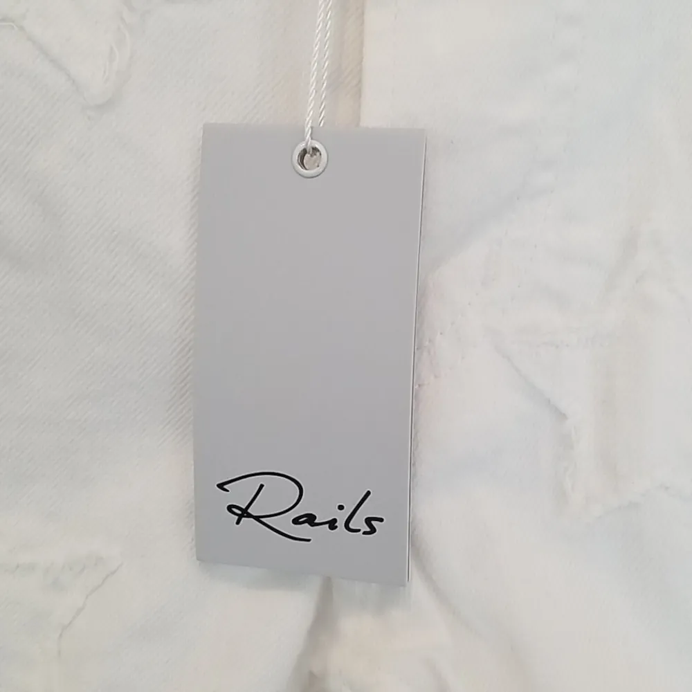 💕RAILS💕 Logan White Stars Distressed Denim Short - Image 14