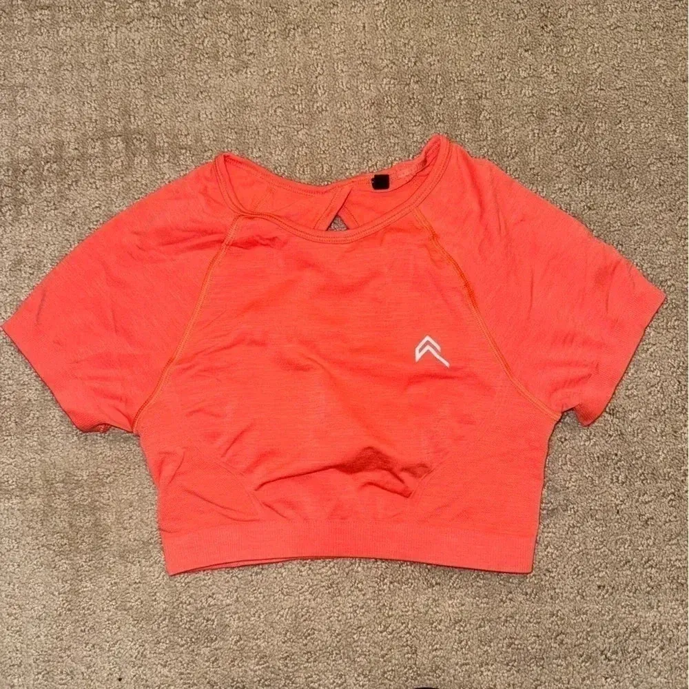 Oner Active Effortless Seamless Short Sleeve Crop Top XS - Image 3