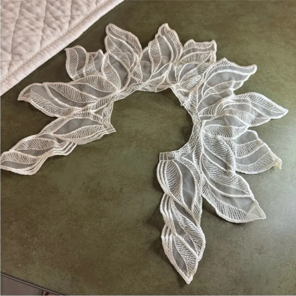Pilcro  White Leaf Lace - Image 6