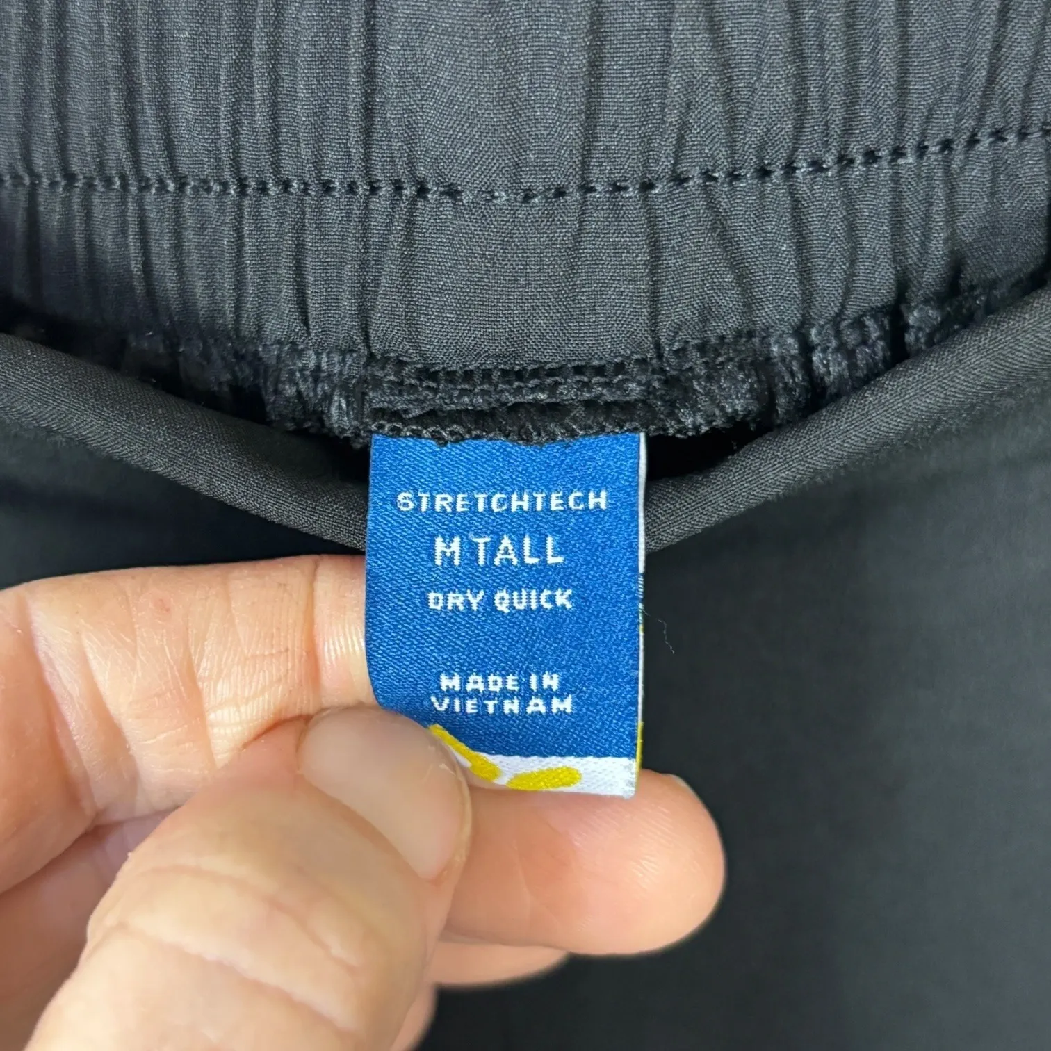 Old Navy Womens Stretch Tech Pants Black size M Tall Dry Quick Jogger Zip Ankle - Image 4