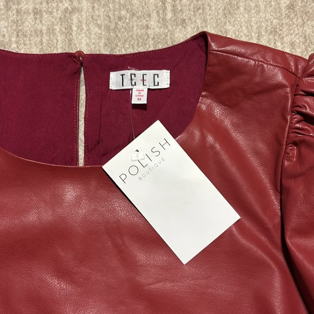 NWT Medium Vegan Faux Leather crop top balloon sleeves TCEC dark red lined - Image 3