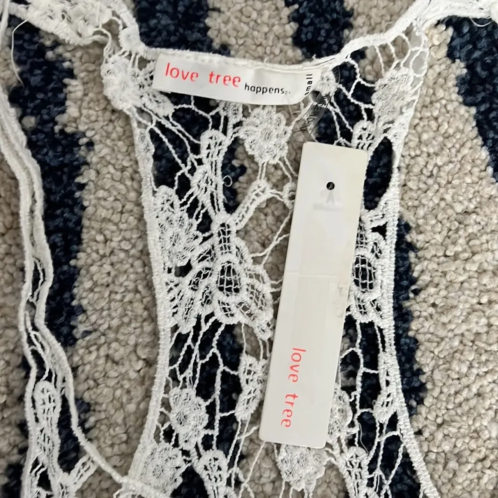 🆕Love Trees, Swim Coverup Top, Size S - Image 4