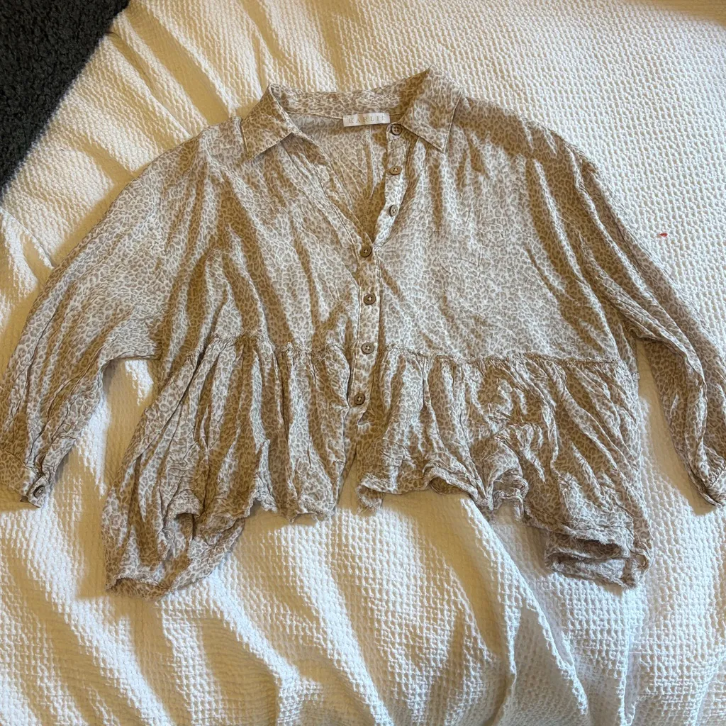 Karlie Patterned button blouse - Image 3