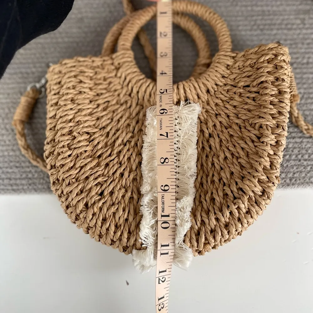 Vintage French Boho Fringe Straw Vacation Purse Handbag Tan - Image 5
