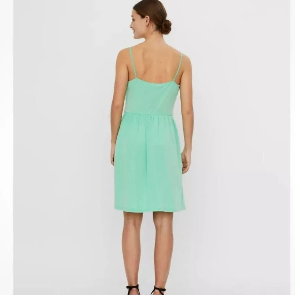 NWT Vero Moda Jade Green Ilane Camisole Dress - Size: Medium - Image 8
