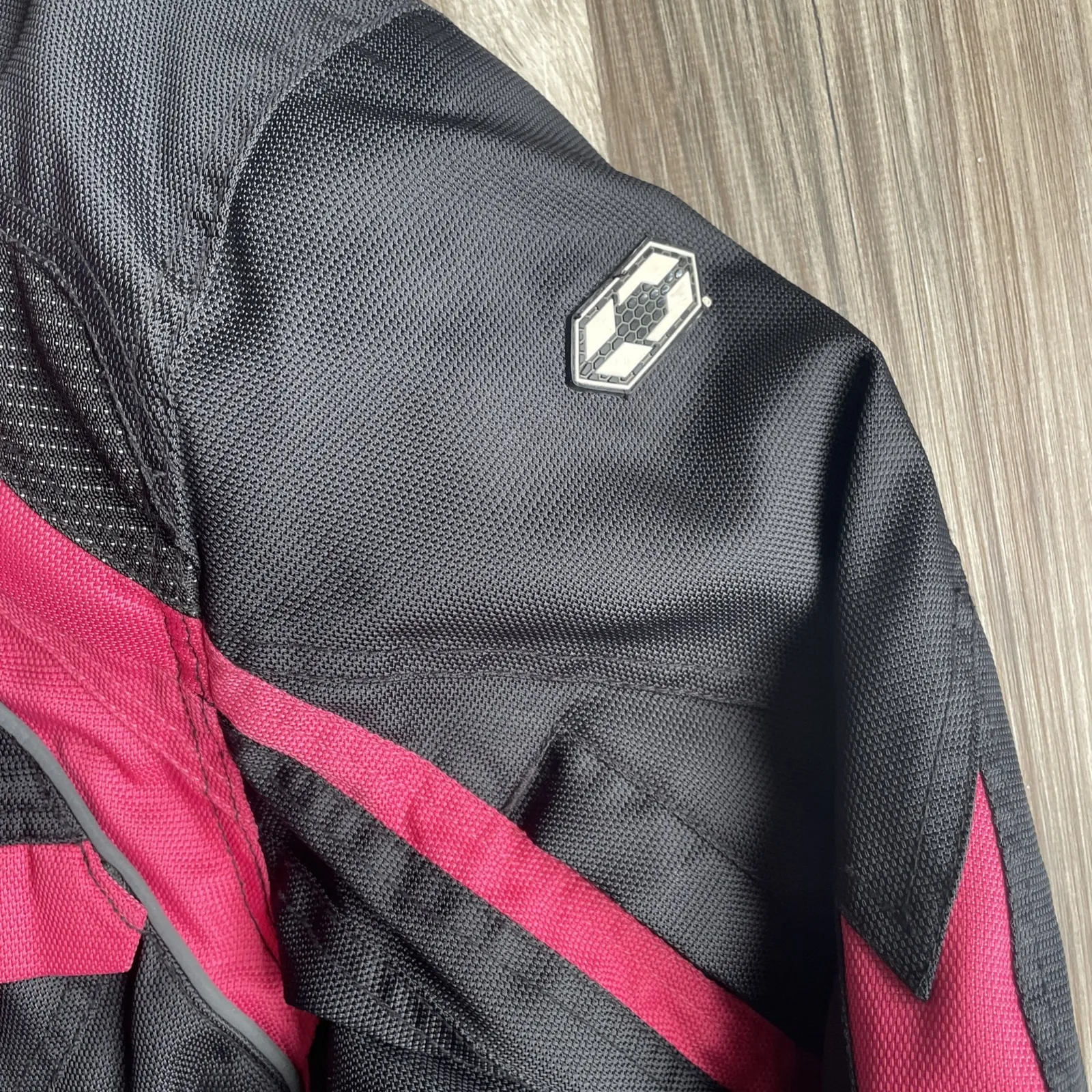 Castle Streetwear Women's Heavy Padded Pink Black Motorcycle Jacket Size‎ 14 - Image 2