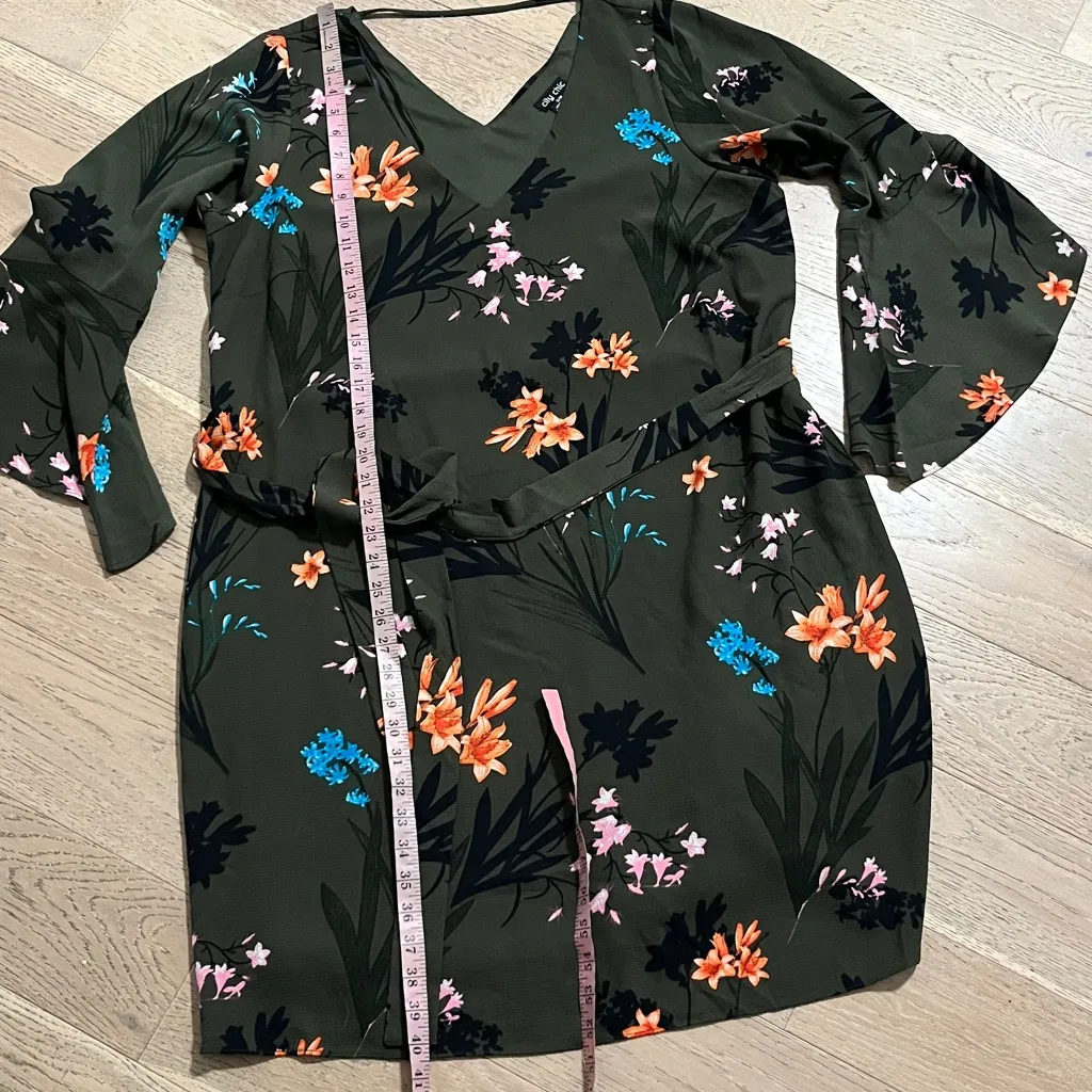 City Chic Floral Bell Sleeve Dress Army Green Wrap Style Tie Waist Size S/16 - Image 6