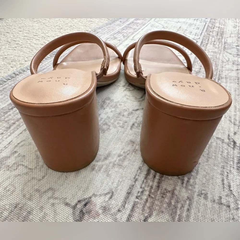 A New Day Women's Tan Heel Sandals - Image 4