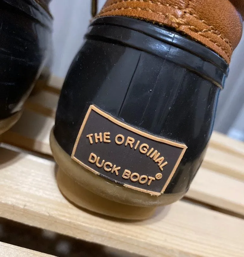 The Original Duck Boot Size 8 - Image 4