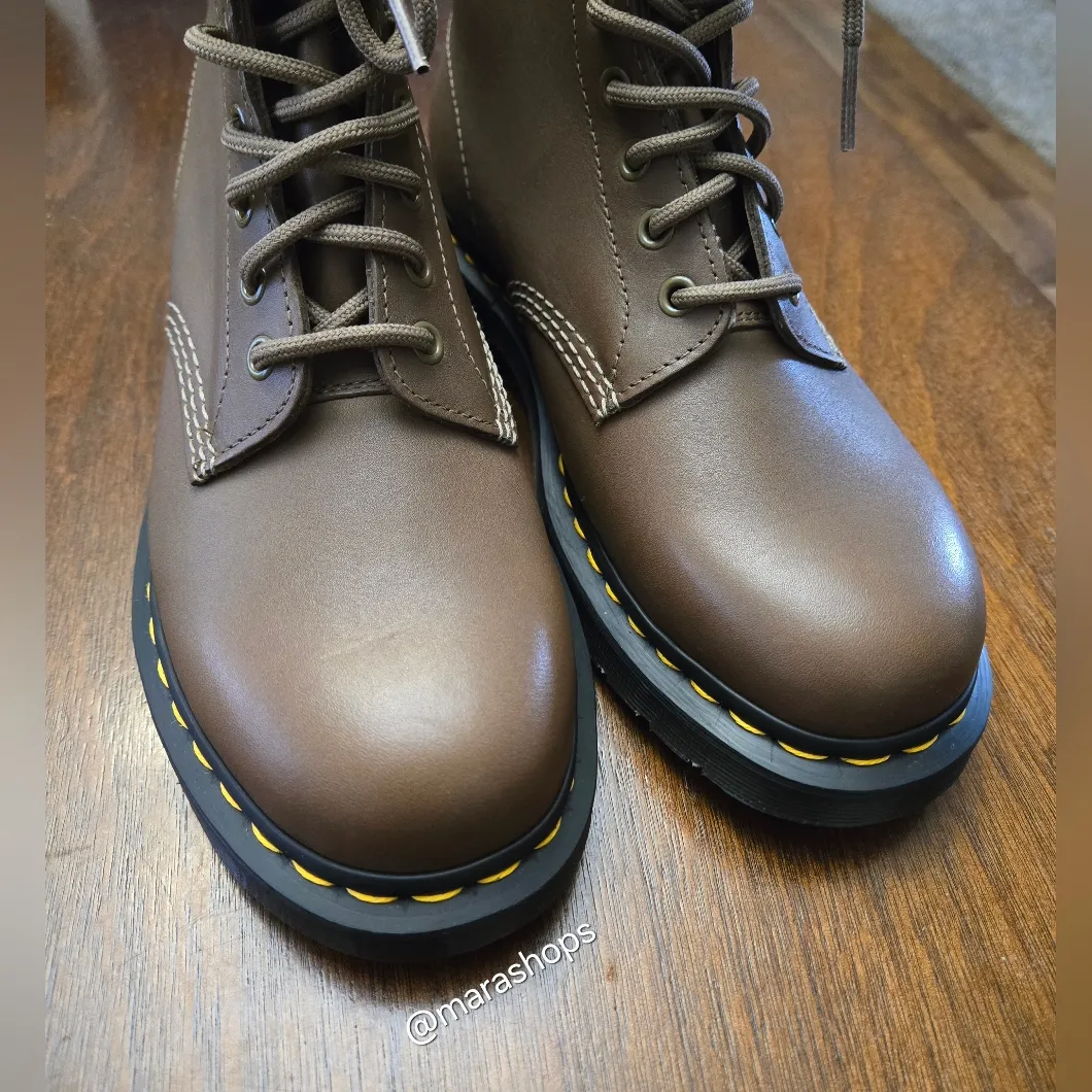 Dr. Martens 1460 Carrara Leather Lace Up Boots - Image 3