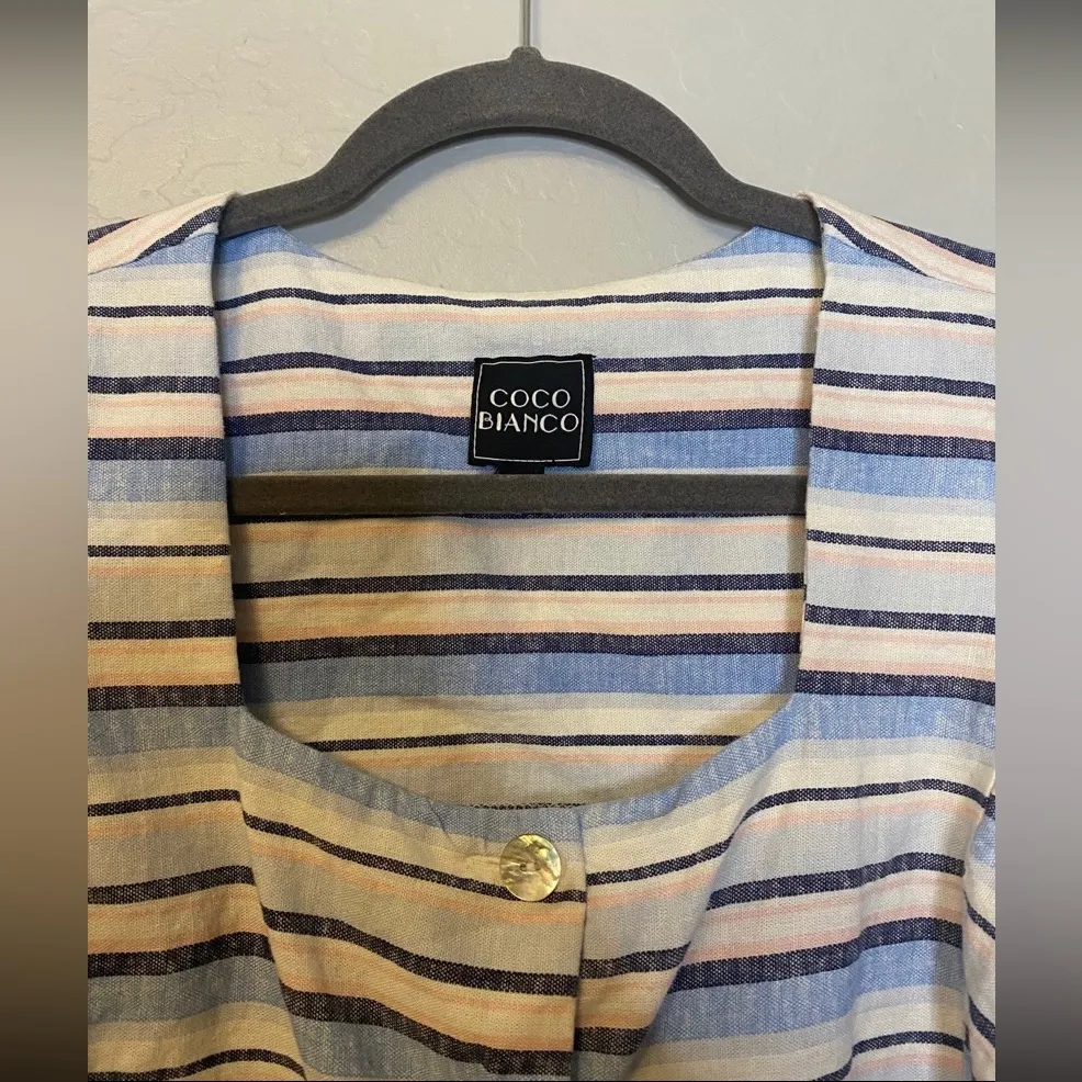 ⭐️Coco Bianco striped linen blend button front crop top size XL - Image 2
