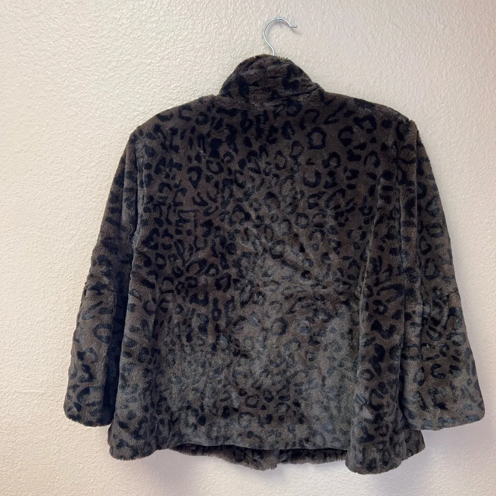 Scandinavian Faux Fur Bell Sleeve Leopard Swing Coat Size L Size L - Image 2