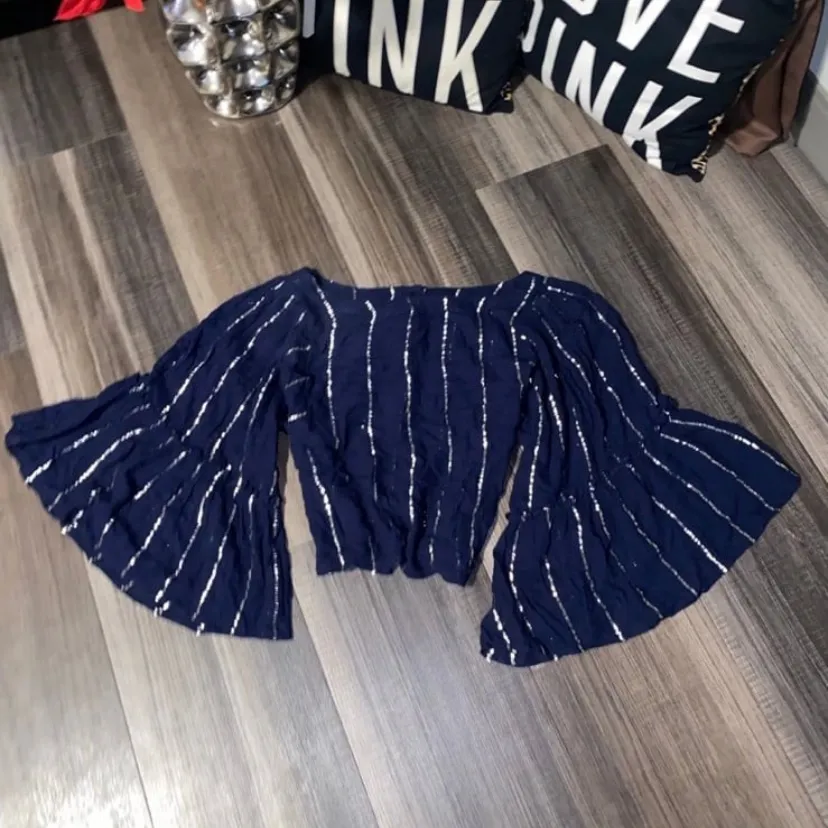 Floria  Elegant Navy Blue Women's Top - Image 6