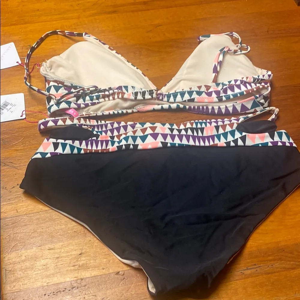 Vanilla/Beach Pink and Black Bikini Set with Adjustable Triangle Top - Image 2