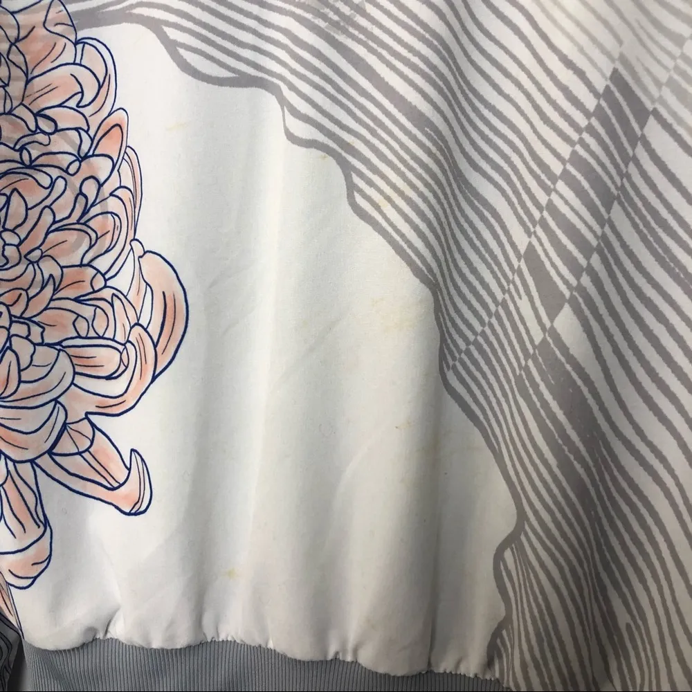 Zella Street to Studio Reversible Bomber Jacket Gray / White Floral - Image 11