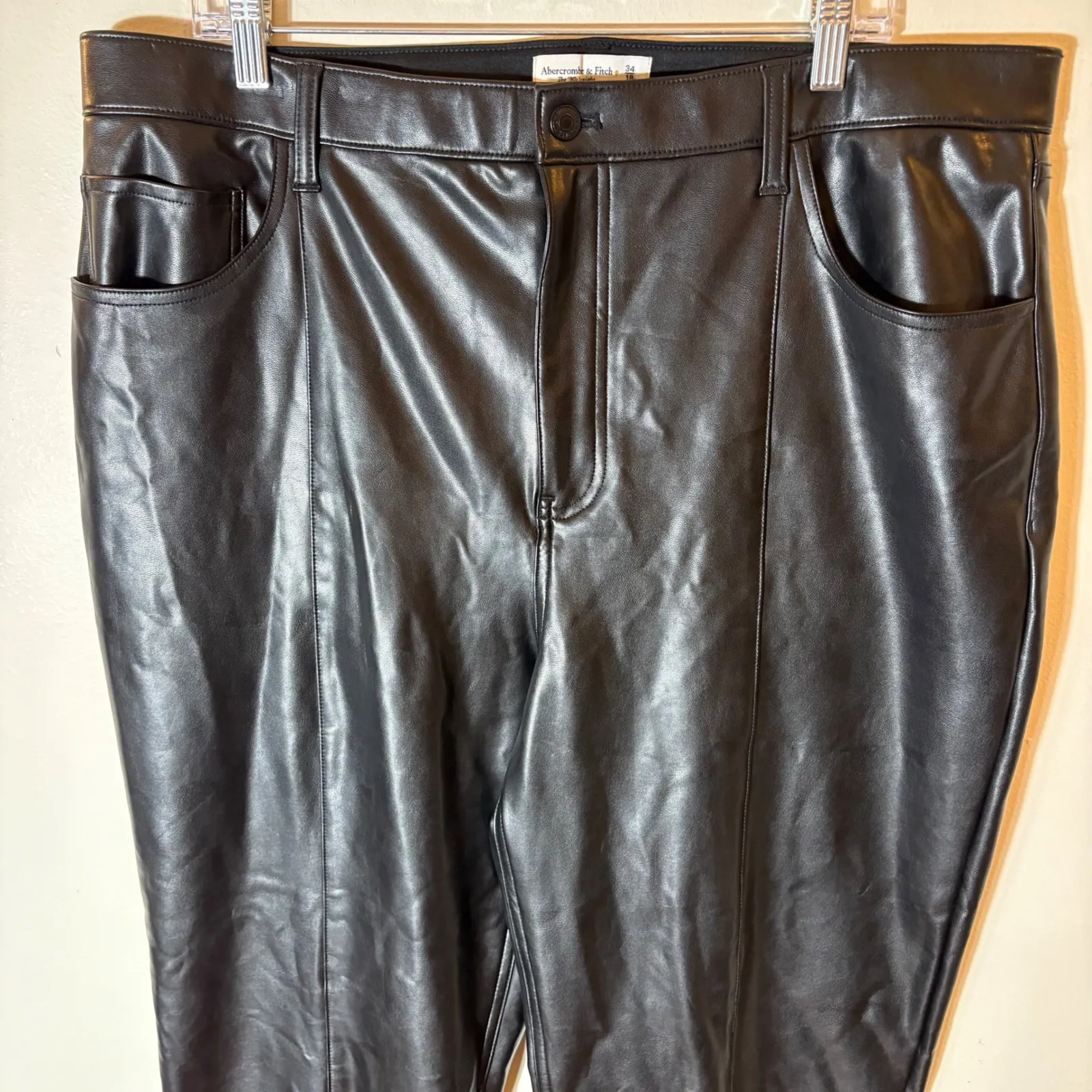 Abercrombie & Fitch Women's Black Vegan Leather 90s Straight Pant Size 18 - Image 3