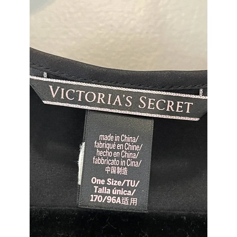 Victoria’s Secret Satin Ruffle Kimono robe Short sleeve “LOVE” O/S Black NWOT - Image 3