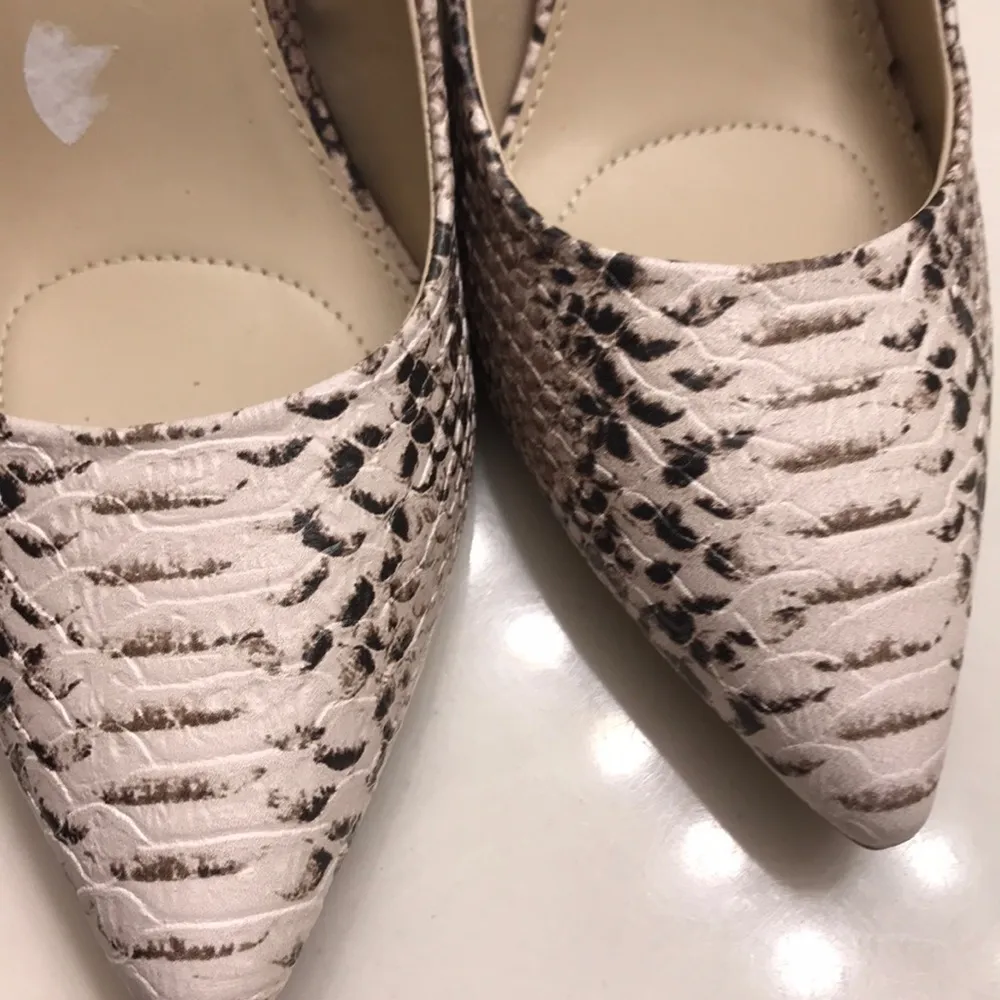 9.5 New Jones New York Gorgeous Snake Print Heels JNY - Image 7