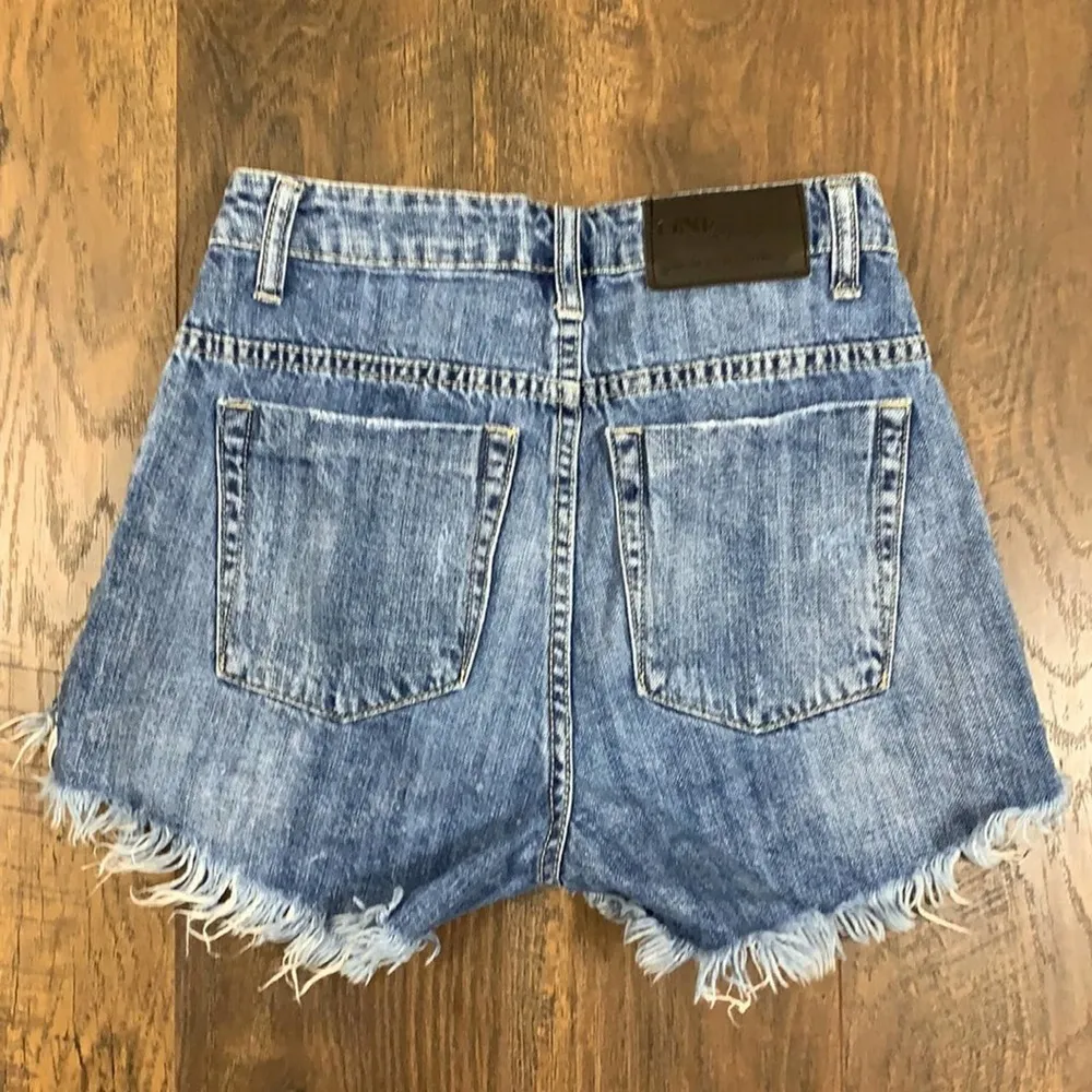 One Teaspoon High Waist Bonita Cut Off Jean Shorts - Image 4
