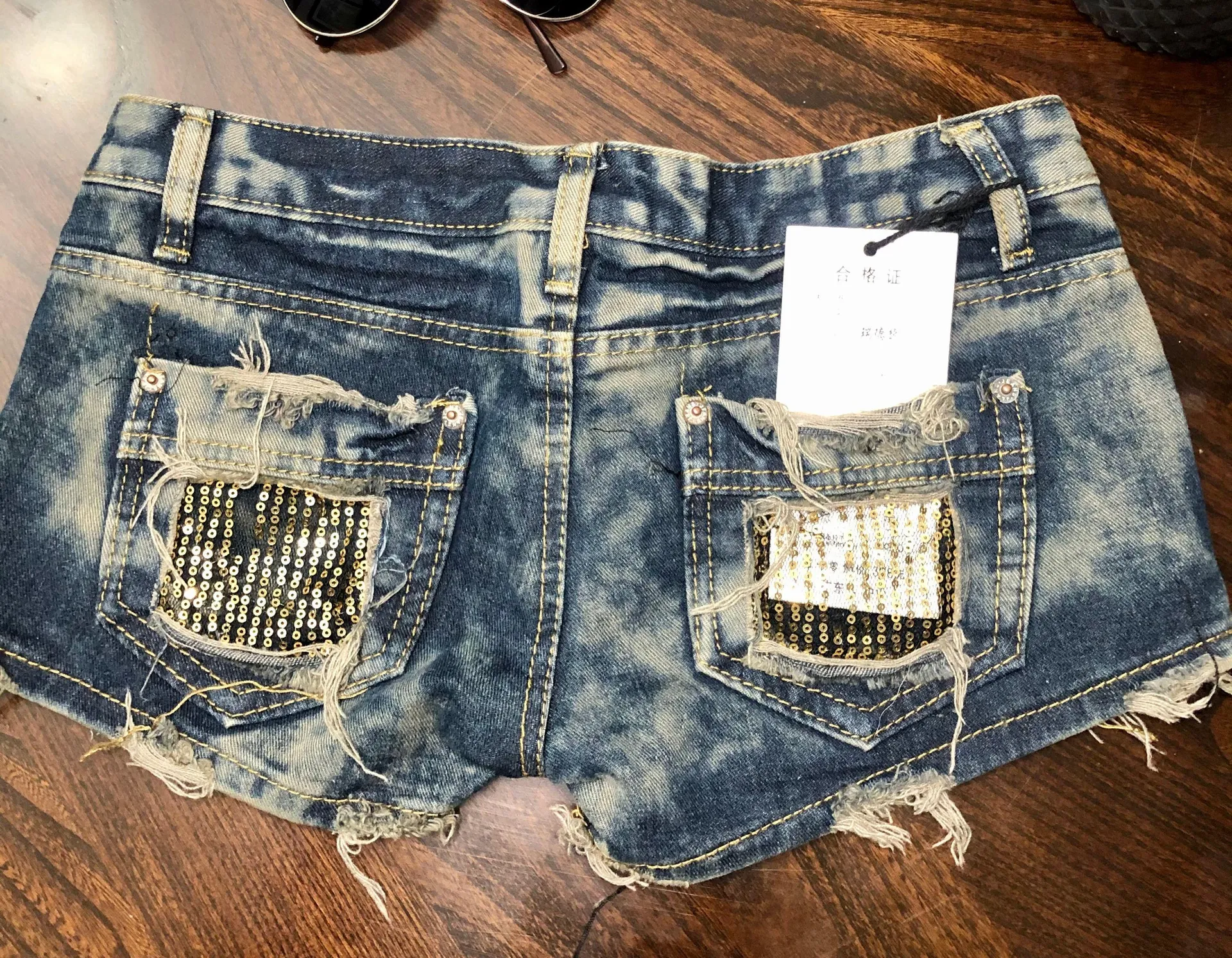 Sequin Shorts Size 28 - Image 4