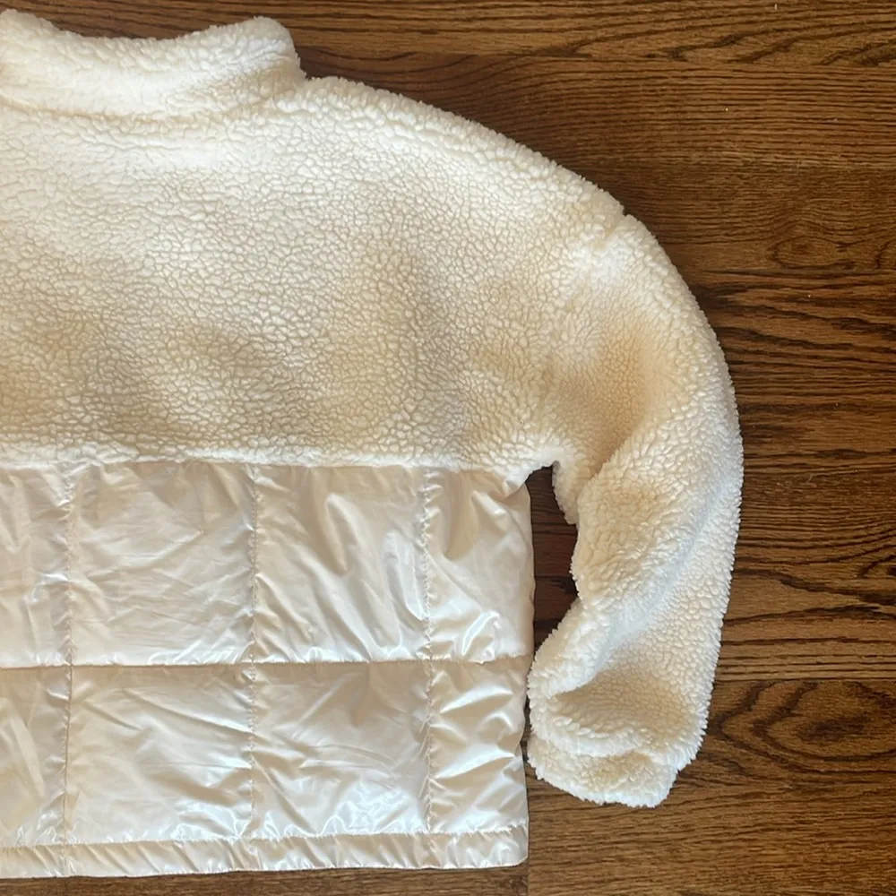 NWOT Fabletics Nelly Mixed Media Half Zip Size Large White Fleece Sherpa Puffer - Image 14