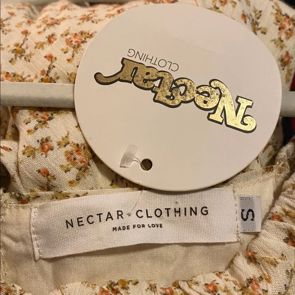 🆕 Nectar Floral Off-Shoulder Mini Romper - Image 5