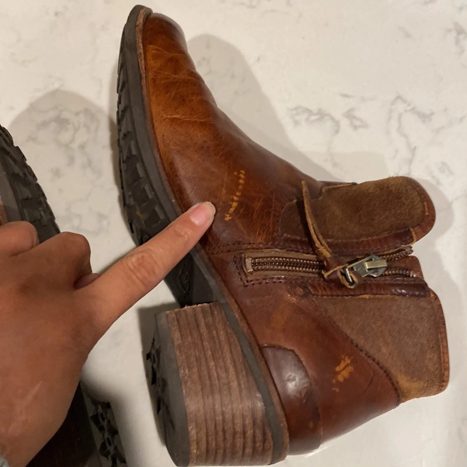 UGG Leather suede Penelope Ankle Boots in Chestnut brown Sherpa footbed size 6 - Image 8