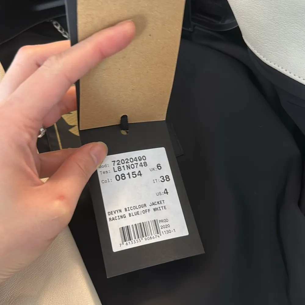 NWT Belstaff devyn bicolor jacket in racing blue/ off white Size 4 - Image 8